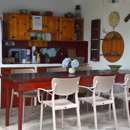 Mirsini Apartments Kariotes Esterno foto